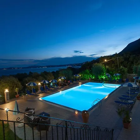 公寓式酒店 Crystal Blue Hotel, 巴尔巴蒂