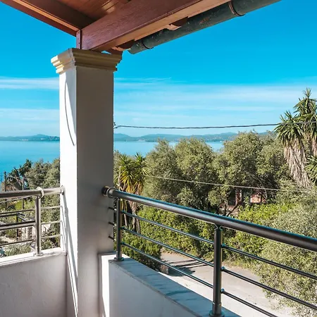 Crystal Blue Hotel, 3* Μπαρμπάτι