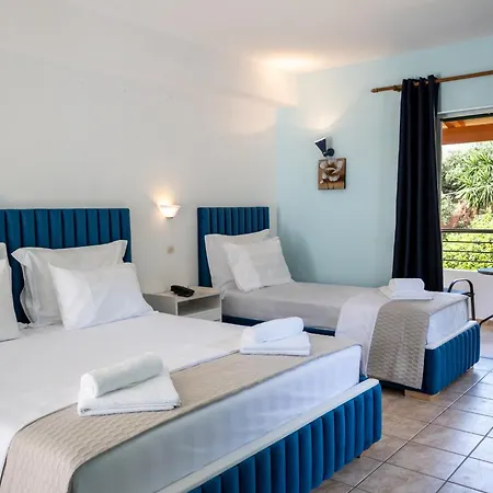 Crystal Blue Hotel, Ξενοδοχείο με διαμερίσματα 3*